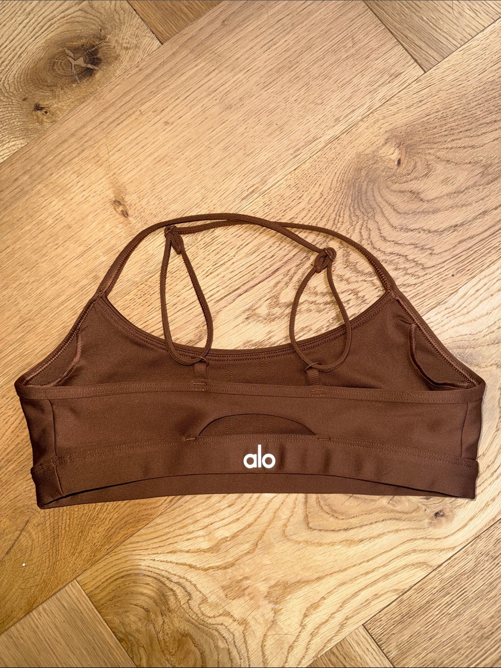 Alo Airlift Intrigue Bra - Picture 2 of 3